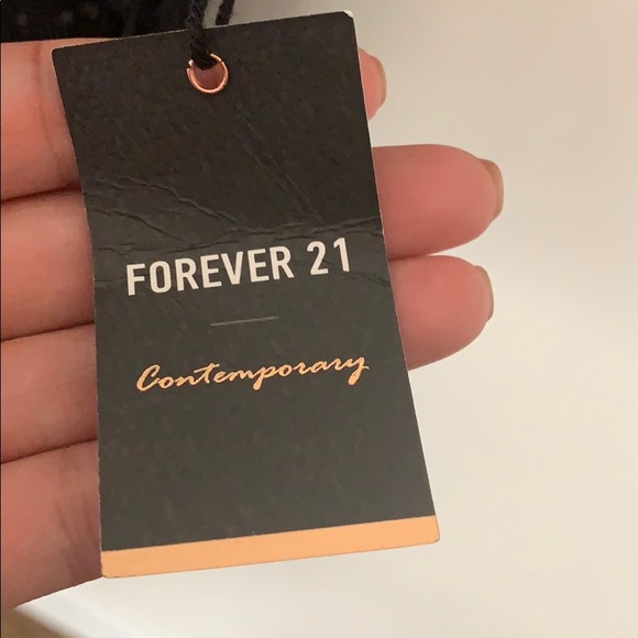 Forever 21 knit crop top - Picture 2 of 3